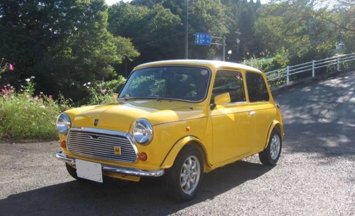 黄色いミニ